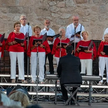La Coral Bella Torrevieja en las Noches de Habaneras de Santa Pola