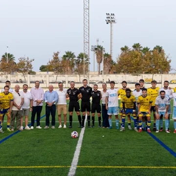 El Sporting Costablanca progresa y levanta el Trofeo “Ciudad de Torrevieja”