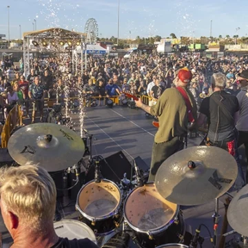 Música y solidaridad se unieron en el festival Rock Against Cancer