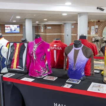 Abrió sus puertas la exposición «Mujeres, leyendas del deporte»