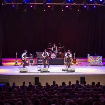Tributo a The Beatles y diversión con Eureka en el fin de semana cultural