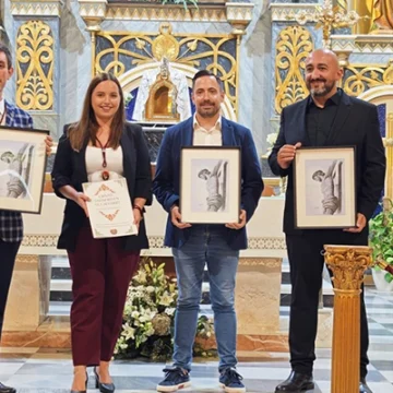 Emoción y fe en el estreno de la obra «Cristo Salinero en el Calvario» 