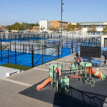 Reapertura de las siete pistas de pádel y dos pistas de frontenis