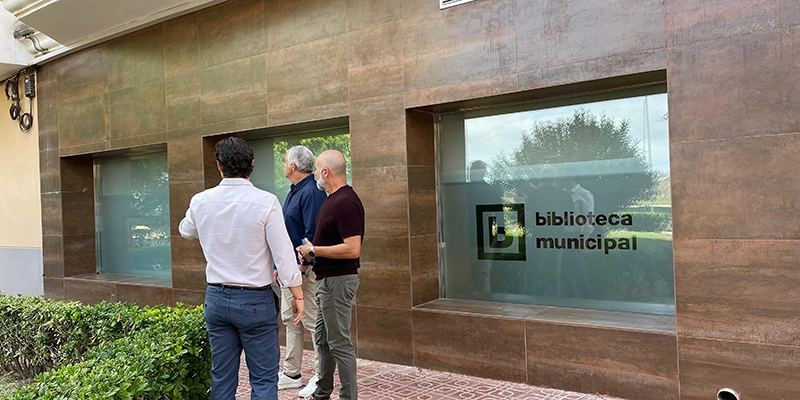 va3435-TRABAJOS DE REPARACION EN LA BILIO TECA MUNICIPAL DE LA MATA 2(1) Finalizan los trabajos de reparación en la biblioteca municipal de La Mata