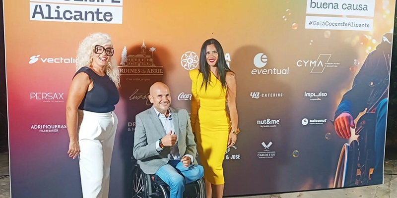va3435-apanee Apanee en la I Gala Solidaria de Cocemfe Alicante