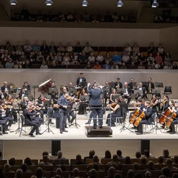 va3435-ost A. Arronis y N. Grabovsky con gran éxito abren la temporada de la Orquesta Sinfónica de Torrevieja