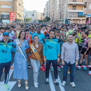 va3436-maraton Más de 2.000 corredores participaron en la 38º Media Maratón “Ciudad de Torrevieja”