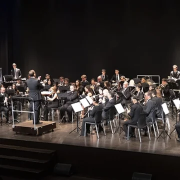 va3436-umt «Brisas de Otoño» – Una Mediodía Dominical de Emociones Musicales