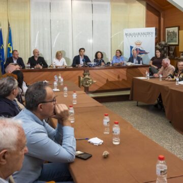 El premio Diego Ramírez reconoce al cronista Francisco Sala y al Rotary Club