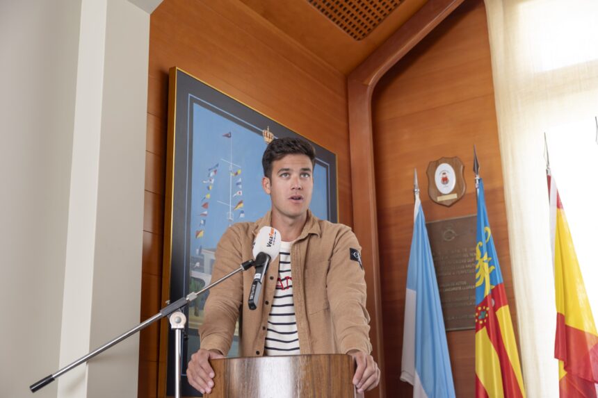 VA3440-ANDER Recepción a Ander Martín en el RCNT tras lograr ser subcampeón del mundo Beach Sprint en Turquía