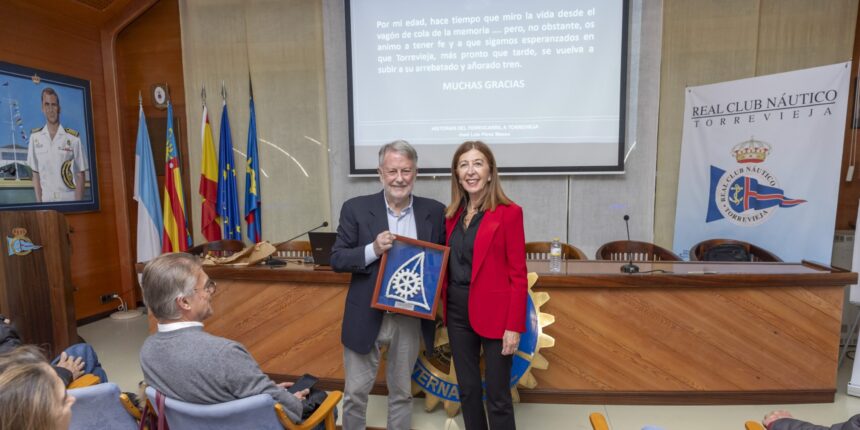 va3441-maeso Charla sobre la historia del ferrocarril a Torrevieja