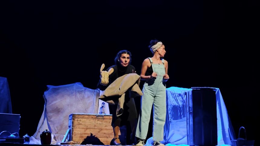 “La casa por el tejado” abrió el nuevo ciclo de “Teatro para todos”