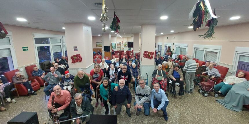 2va344-franciasco-casanovas El curso de música inclusivo Francisco Casanovas ofrece un concierto de Navidad en la residencia de Torrevieja