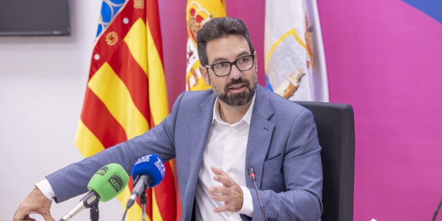 La Junta de Gobierno impulsa los trámites para la próxima adjudicación del transporte urbano