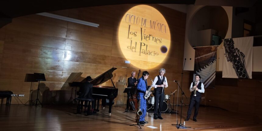 El grupo madrileño Racalmuto cerró “Los viernes del Palacio”