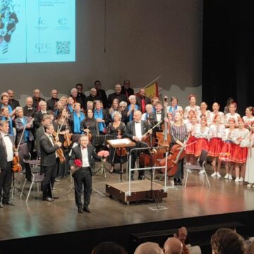 La Casanovas Orquesta llenó el Teatro Municipal en su primer Family Concert