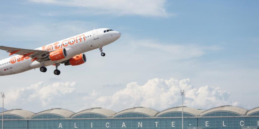 La Comunitat Valenciana refuerza su liderazgo turístico con un nuevo récord de pasajeros en los aeropuertos de Valencia y Alicante en 2025