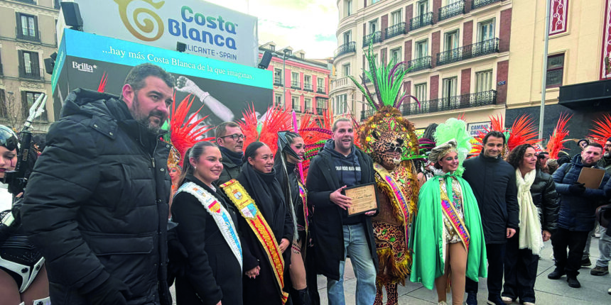El carnaval de Torrevieja se luce en el centro de Madrid