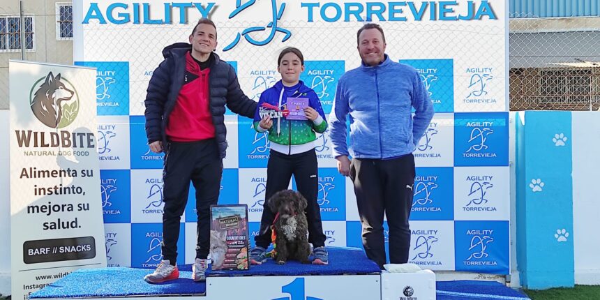 va3451-agility Gran nivel en el Agility celebrado en Torrevieja