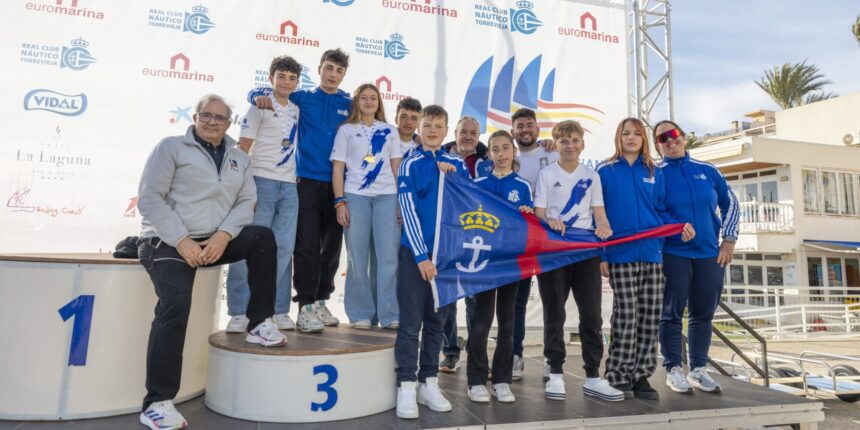 va3451-rcnt Tres medallas del equipo del Real Club Náutico de Torrevieja en la Olympic Week Youth de Windsurf