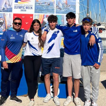 David Palacios consigue la plata y Juan Francisco Chumilla el bronce en la Olympic Week ILCA 6 en Denia 
