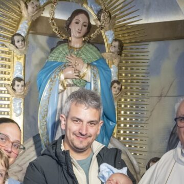 La celebración del Día de La Candelaria se vivió con emoción en la Iglesia de la Inmaculada Concepción y en la parroquia de San Roque y Santa Ana