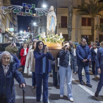La Virgen de Lourdes festejada por su hospitalidad