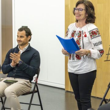 va3452-te-amistad Celebración del Té de la Amistad con la comunidad rumana