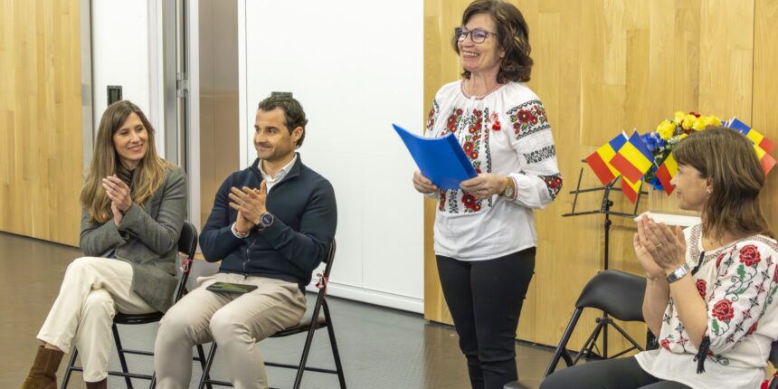 Celebración del Té de la Amistad con la comunidad rumana