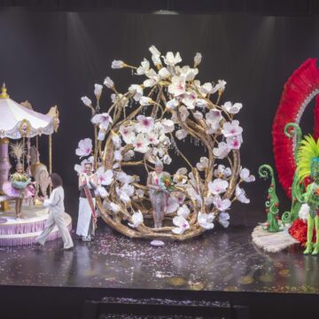 Fabulosa presentación de los Reyes del Carnaval