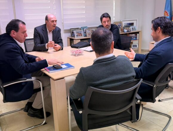 La Universidad Politécnica de Madrid visita Torrevieja para avanzar en la futura ciudad administrativa y abrir nuevas vías de colaboración en imagen urbana