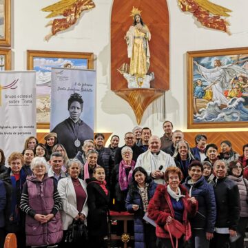 La parroquia del Sagrado Corazón se une a la Iglesia universal en una vigilia contra la trata de personas