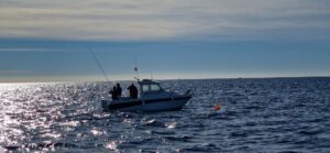 Pescadores del Real Club Náutico de Torrevieja durante el clasificatorio provincial de pesca