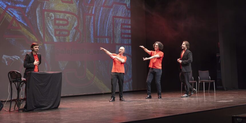 Improvisación sin red: “Corta el cable rojo” electriza Torrevieja