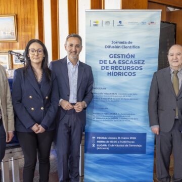 Real Club Náutico de Torrevieja gestión de la escasez de recursos hídricos