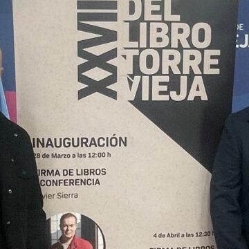 presentación de la feria del libro de Torrevieja 2026 con autores invitados