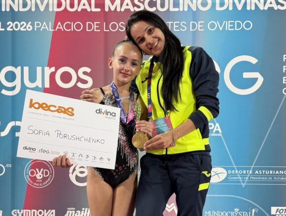Sofiia Porushchenko campeona de España base individual alevín 2015 en Oviedo gimnasia rítmica