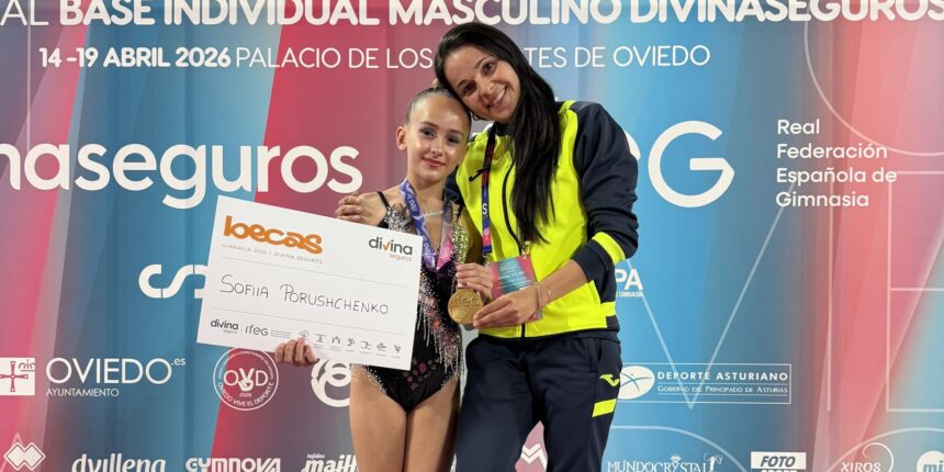 Sofiia Porushchenko campeona de España base individual alevín 2015 en Oviedo gimnasia rítmica