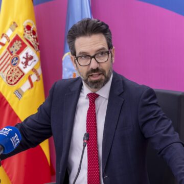 Federico Alarcón durante comparecencia de la Junta de Gobierno de TorreviejaEl edil Federico Alarcón durante la comparecencia de la Junta de Gobierno