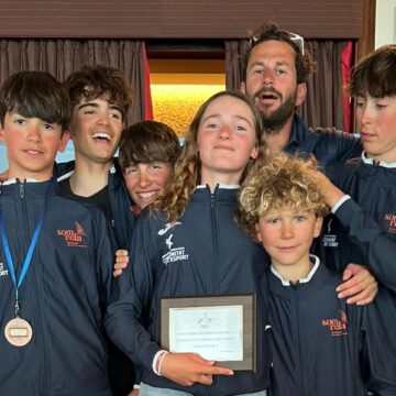 Equipo de regatistas Optimist del Real Club Náutico de Torrevieja