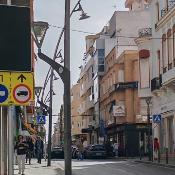 va3458-obras Senaletica calle Ramon Gallud esquina con calle Orihuela