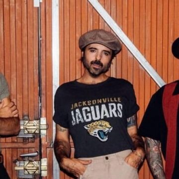 Los tres integrantes de la banda madrileña de rock Sidecars