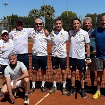 Equipo de Veteranos +50 del Club de Tenis de Torrevieja