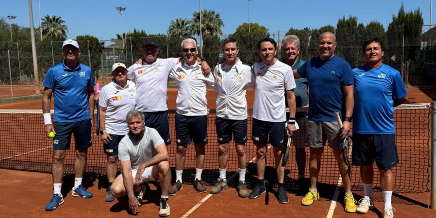 Equipo de Veteranos +50 del Club de Tenis de Torrevieja