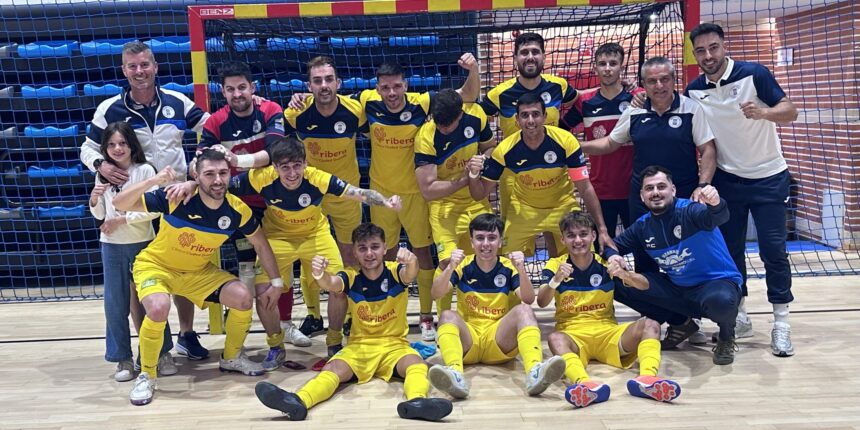 va3464-futbol sala CD Torrevieja golea en el derbi local de fútbol sala y cierra la temporada con victoria