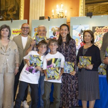 Derroche de talento en la inauguración de la exposición de los alumnos de Teresa Ríos