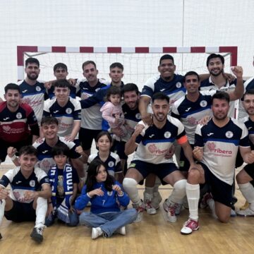 El CD Torrevieja FS vence al San Vicente-Hércules en la despedida de su capitán Ferrán