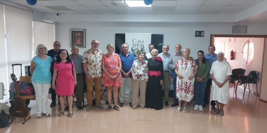 Concierto de música inclusiva de la Asociación Francisco Casanovas en la Residencia Inmaculada de Torrevieja