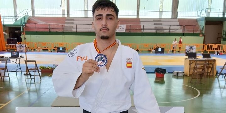 VA3466-iker-spooner-plata-supercopa-espana-jaca.jpg Iker Spooner durante la Supercopa de España Absoluta de Judo celebrada en Jaca
