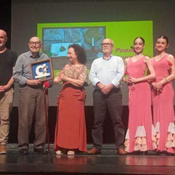 IMG_2885 Felipe Serrano presenta en Torrevieja “Rutas del corazón”